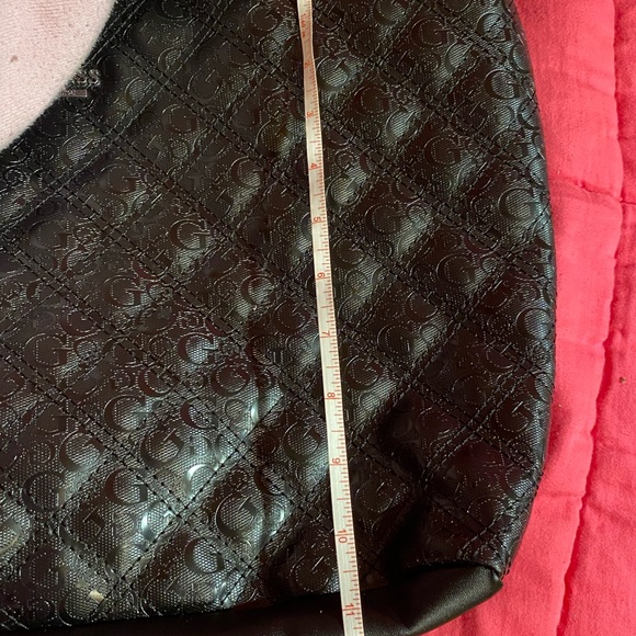Guess Tote purse - Picture 7 of 11